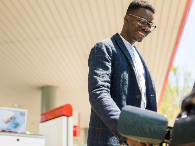 Small business owner uses Shell credit card for gas rewards.