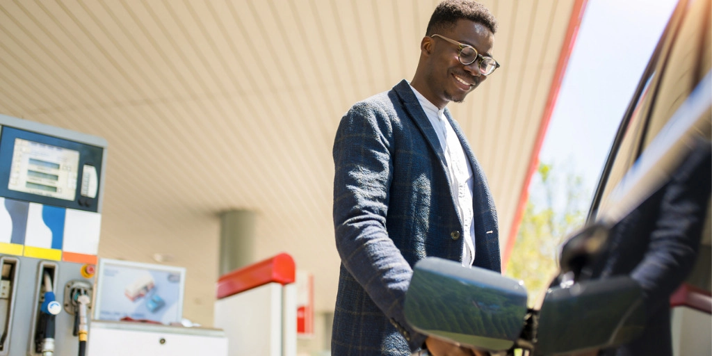 Small business owner uses Shell credit card for gas rewards.